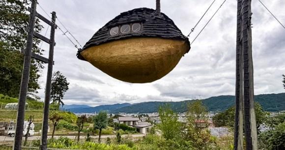 Case da tè sospese, sugli alberi e sottoterra: l’architettura di Fujimori