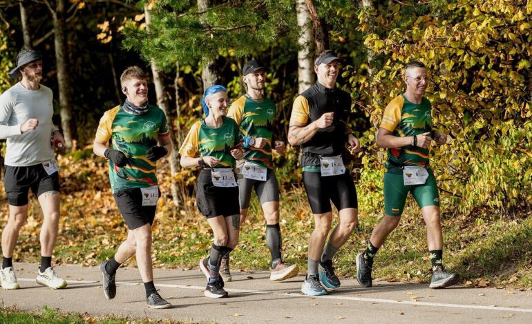 Backyard Ultra, 49 ore di corsa: la sfida finisce con un solo atleta