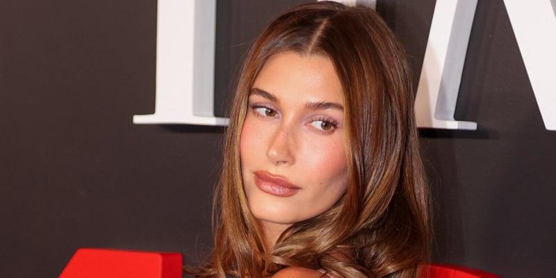 Rhode e il consumo eccessivo: le critiche a Hailey Bieber