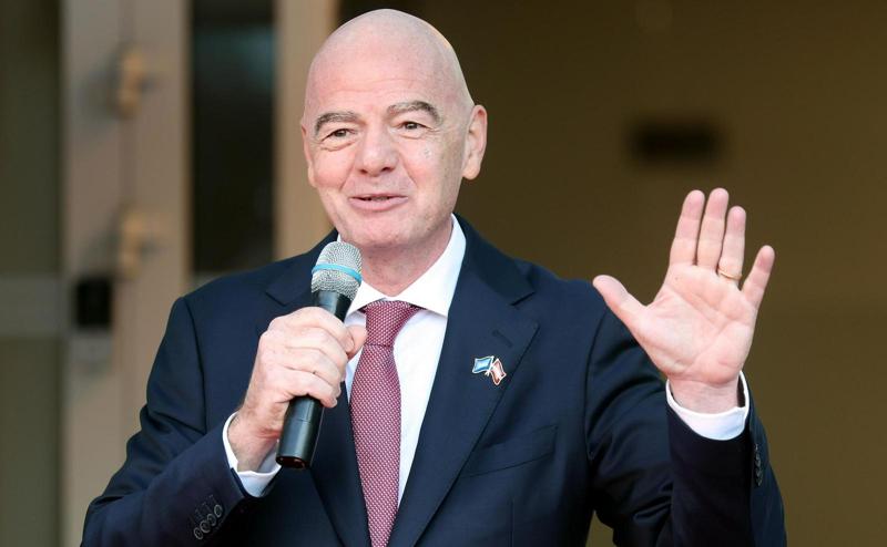 Il presidente Gianni Infantino è sotto pressione in vista delle elezioni della Fifa, ma gode di un importante sostegno nel calcio arabo e africano. Per ora è l’unico candidato per un nuovo mandato. Foto: EPA Il presidente Gianni Infantino è sotto pressione in vista delle elezioni della Fifa, ma gode di un importante sostegno nel calcio arabo e africano. Per ora è l’unico candidato per un nuovo mandato. Foto: EPA