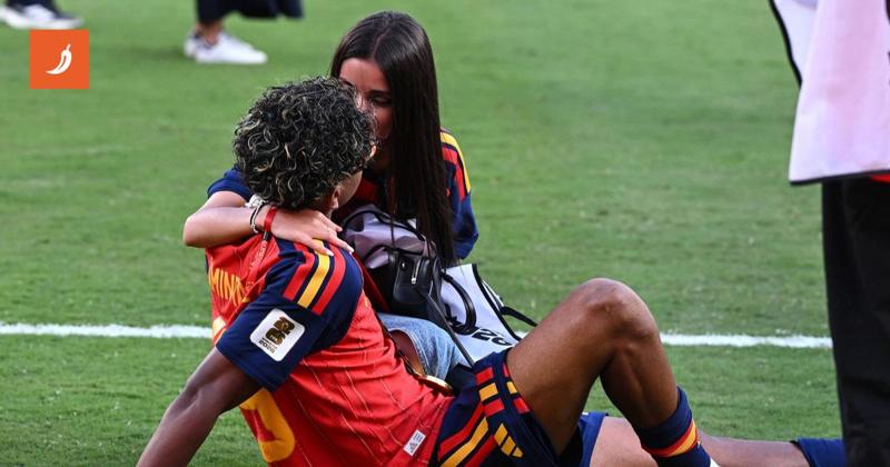 Lamine Yamal chiama Inés García «mia moglie»: social in fermento