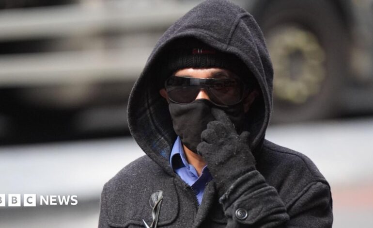 5 lavori pubblici a tempo pieno: accusato di frode per 284.000 sterline