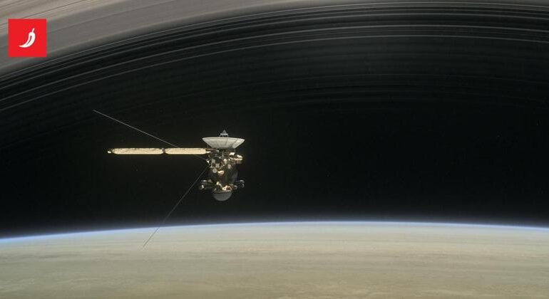 Cassini, 22 passaggi tra Saturno e i suoi anelli prima del tuffo finale