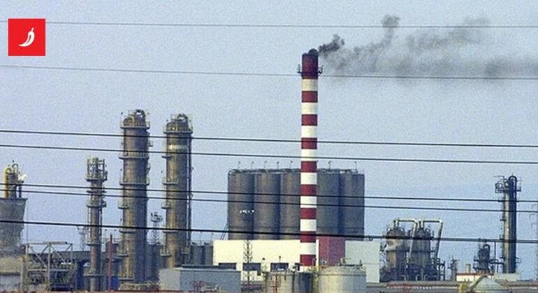 Petrolio in rialzo: nuovi attacchi minacciano le forniture