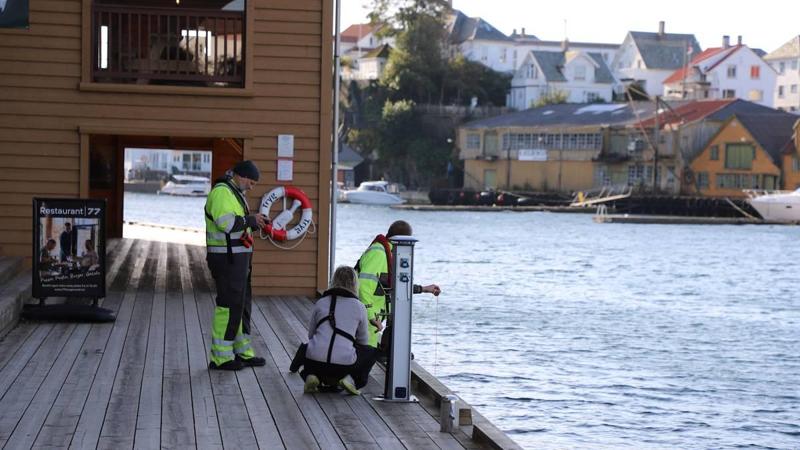 Foto: Thomas Halleland / NRK Proseguono le ricerche del disperso Sverre Fjellet Søvik (21) a Haugesund