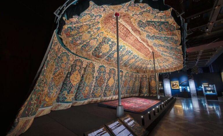 Ceramiche di İznik, i simboli del sultano riemergono a Vilnius